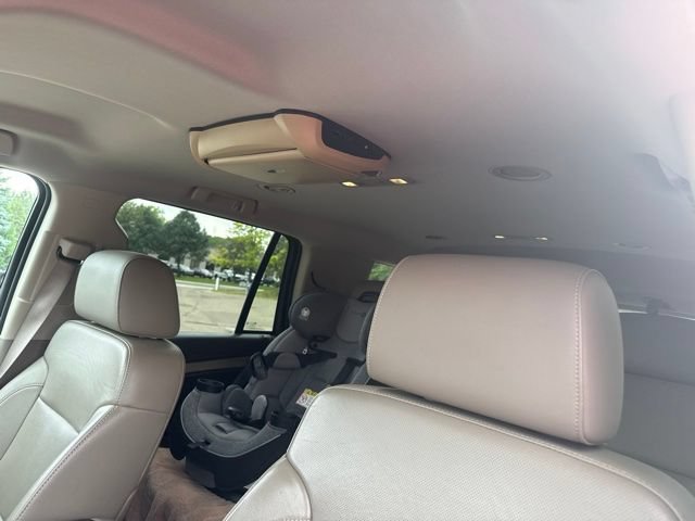 Used 2016 Chevrolet Tahoe LTZ AWD/4WD image 12