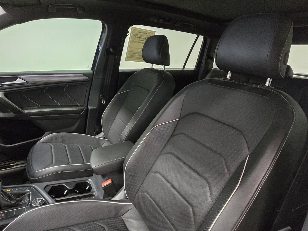 Used 2024 Volkswagen Tiguan SEL R-Line AWD/4WD image 26
