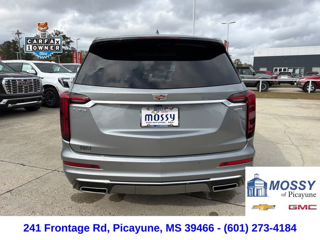 Used 2025 Cadillac XT6 Premium Luxury image 4