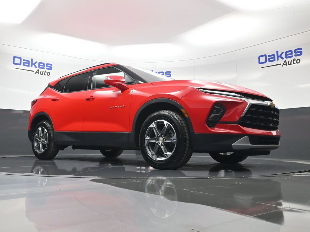 Used 2024 Chevrolet Blazer LT image 38