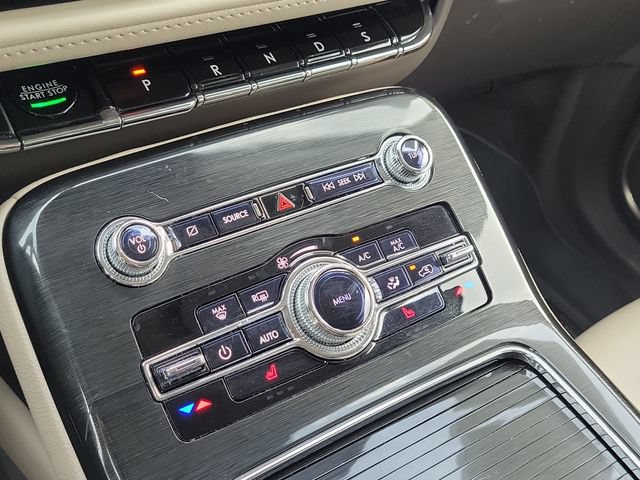 Certified 2023 Lincoln Nautilus FWD w/ Premium Package image 30