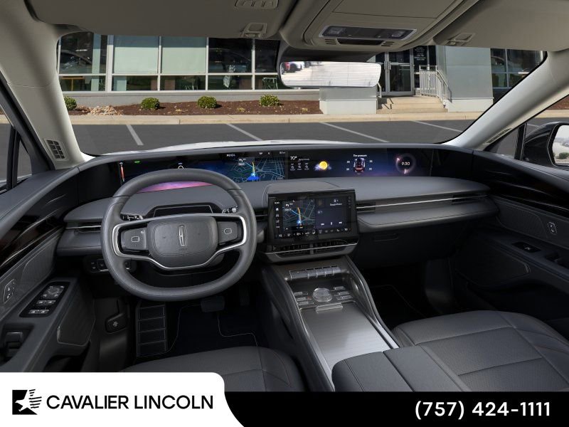 Used 2026 Lincoln Nautilus Premier AWD/4WD image 9
