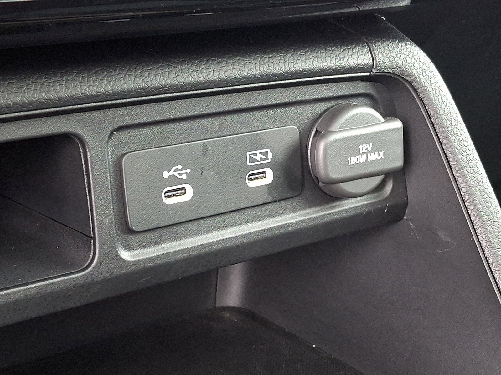 Used 2026 Honda Pilot Elite image 25