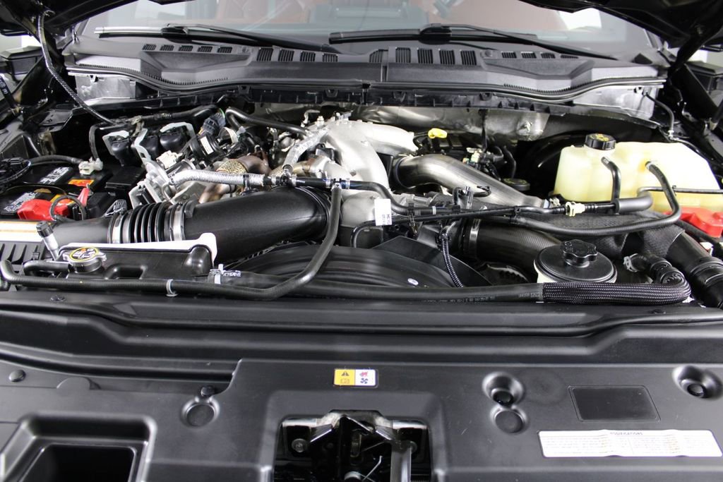 Used 2020 Ford F350 Platinum image 15