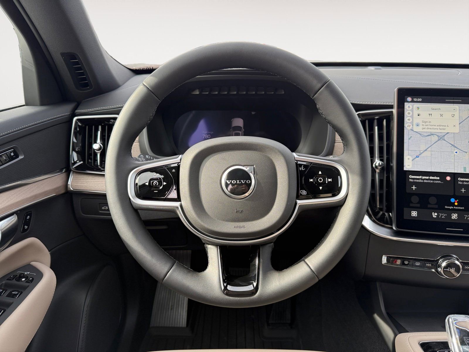 New 2026 Volvo XC90 B5 Plus w/ Protection Package Premier image 12