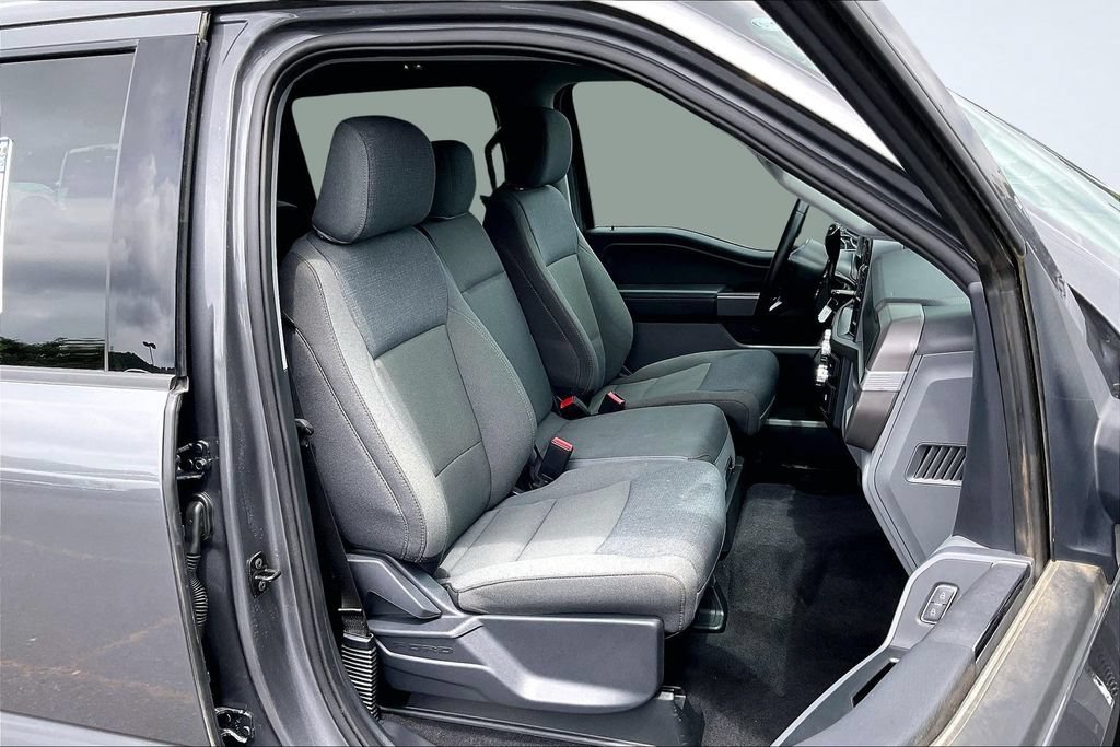 Used 2025 Ford F150 XLT w/ Equipment Group 301A Standard AWD/4WD image 31