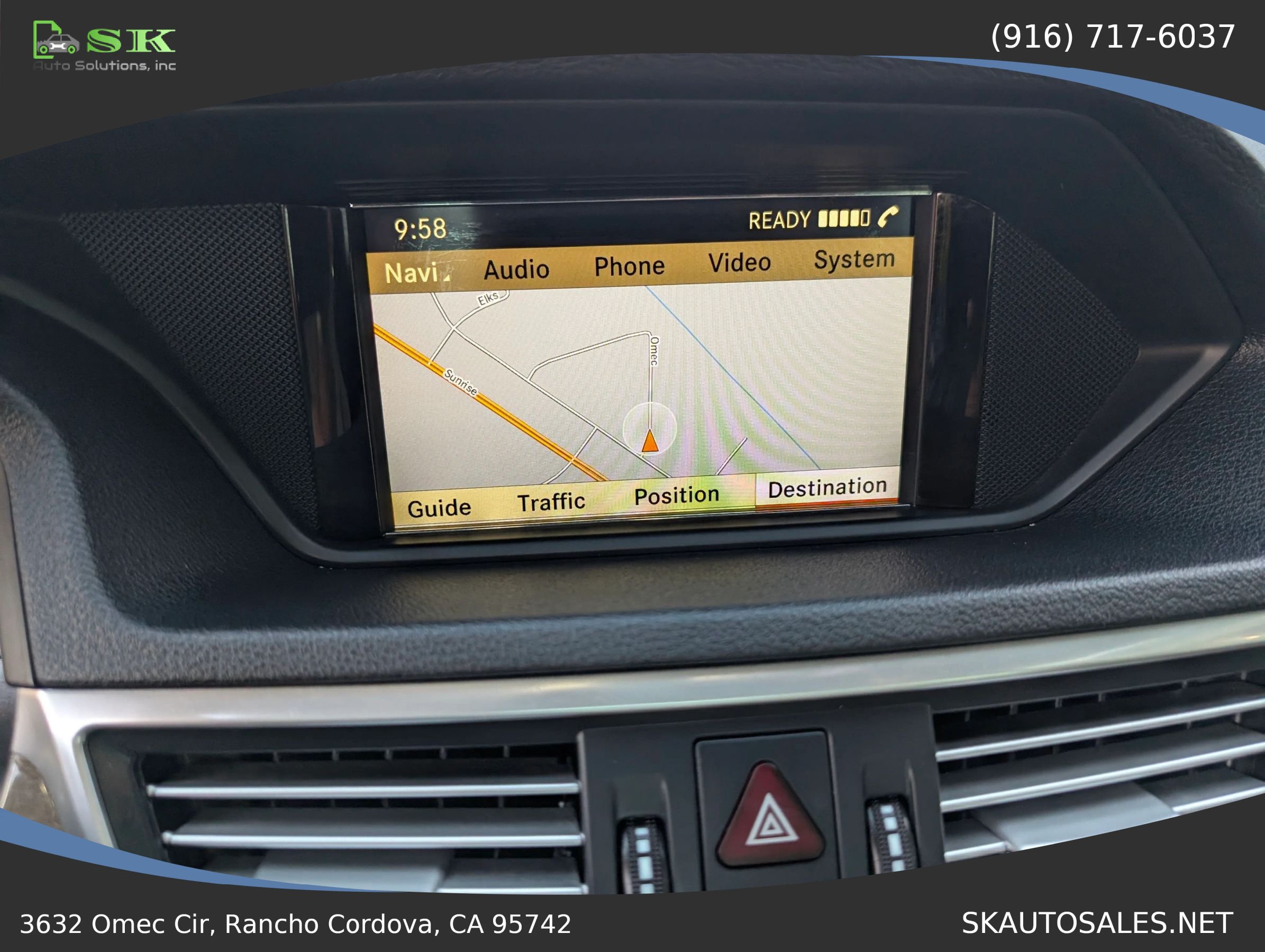 Used 2010 Mercedes-Benz E 350 4MATIC Sedan image 22