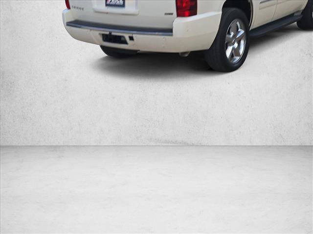 Used 2011 Chevrolet Tahoe LTZ AWD/4WD image 5