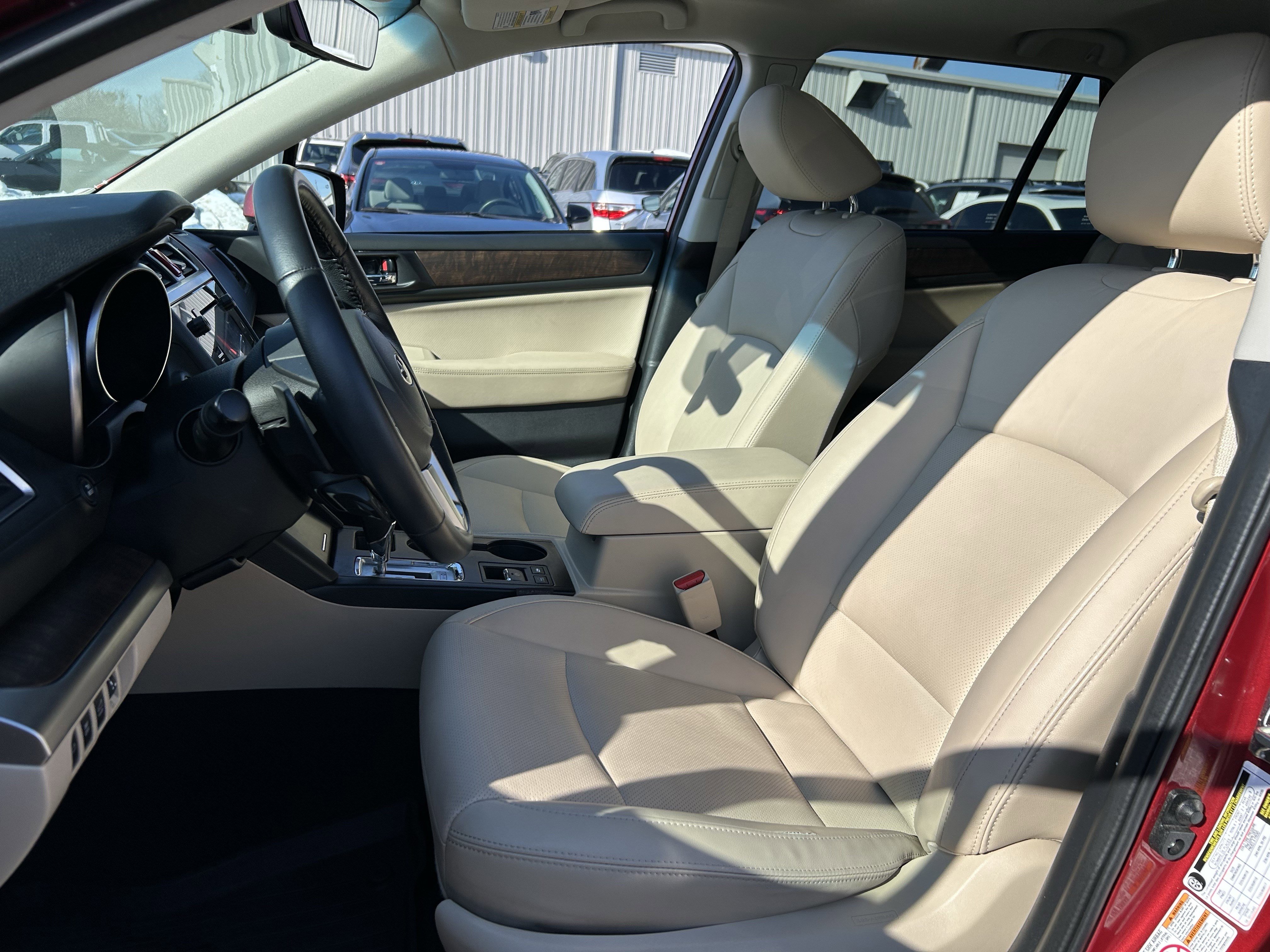 Used 2017 Subaru Outback 3.6R Limited image 22