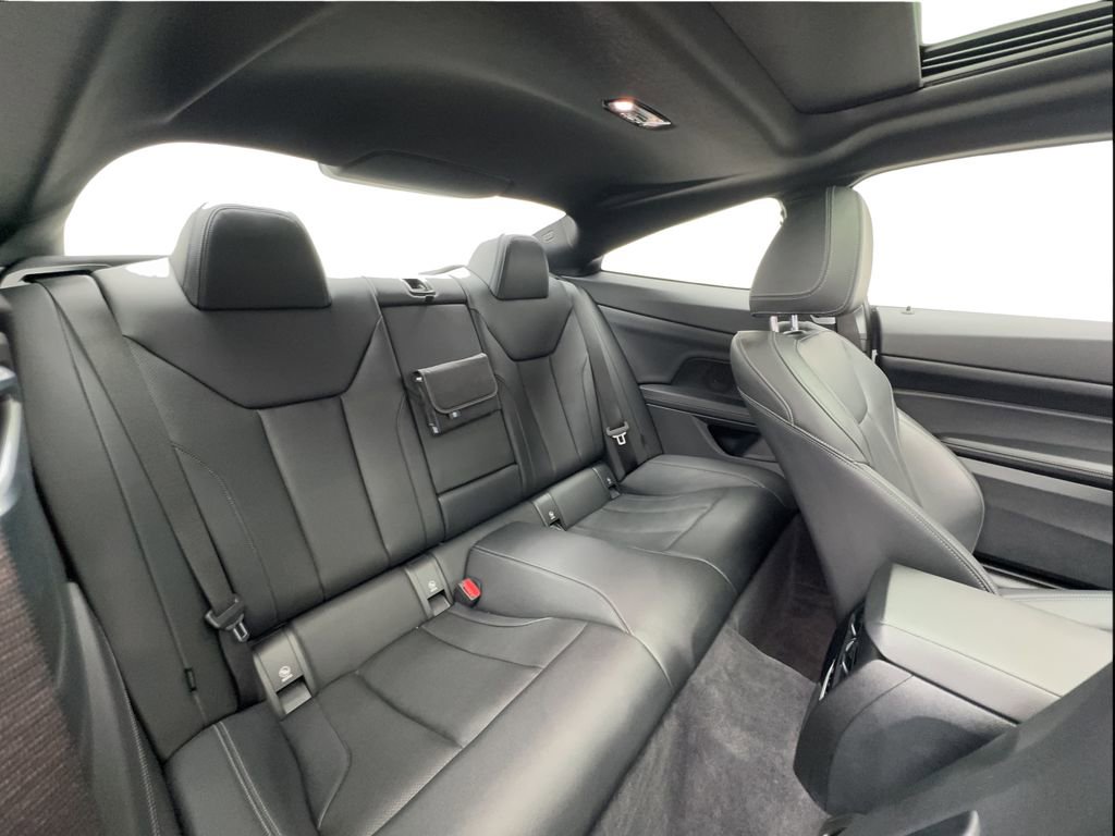 Used 2022 BMW 430i Coupe w/ Convenience Package RWD image 27