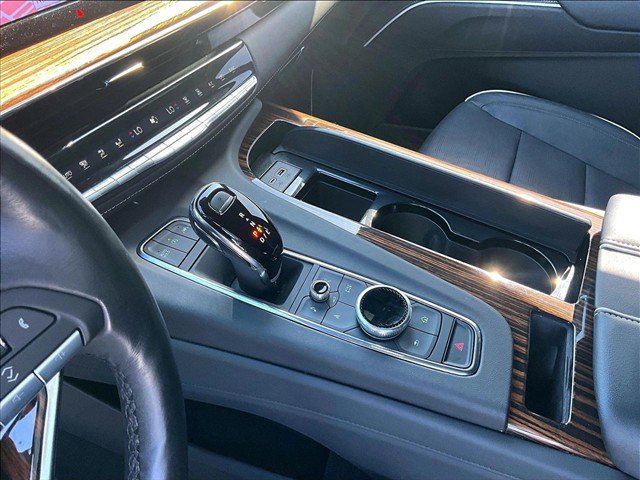 Used 2023 Cadillac Escalade Premium Luxury RWD image 15