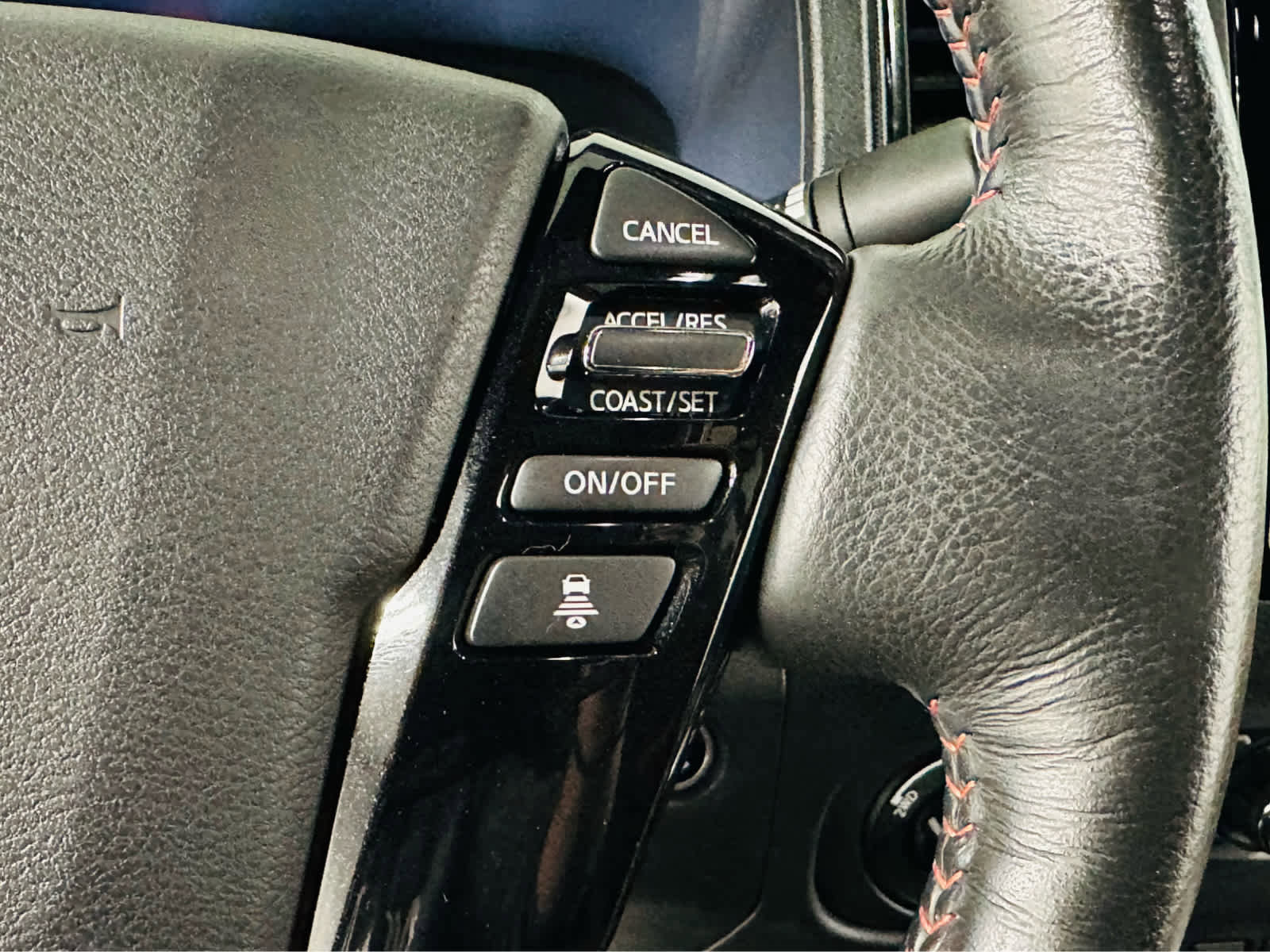 Used 2023 Nissan Frontier PRO-4X w/ Pro Convenience Package image 15