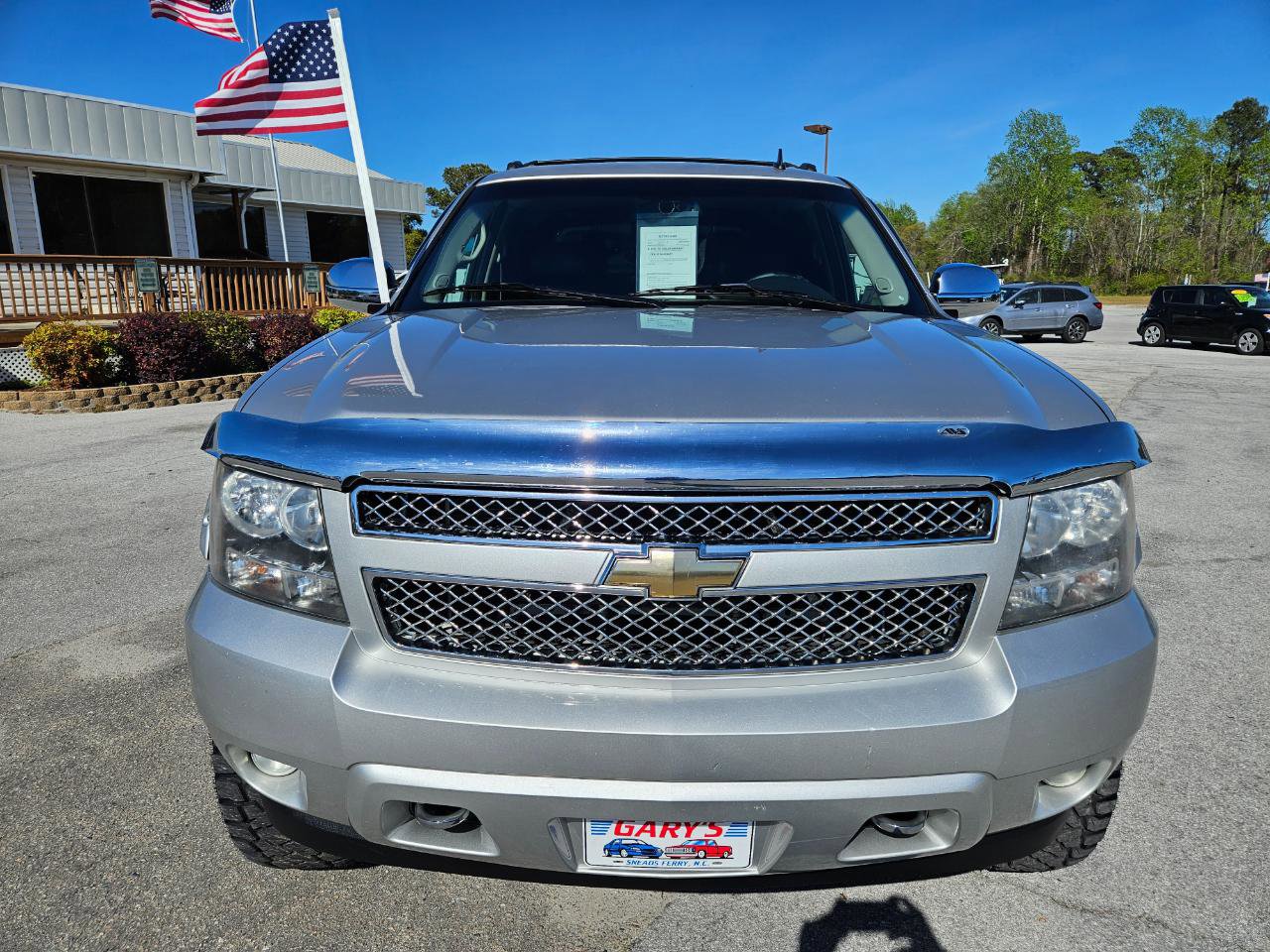 Used 2011 Chevrolet Avalanche LTZ image 9