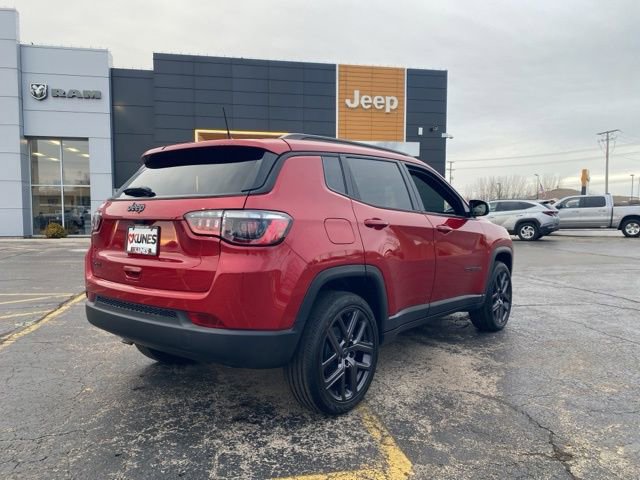 New 2026 Jeep Compass Altitude image 9