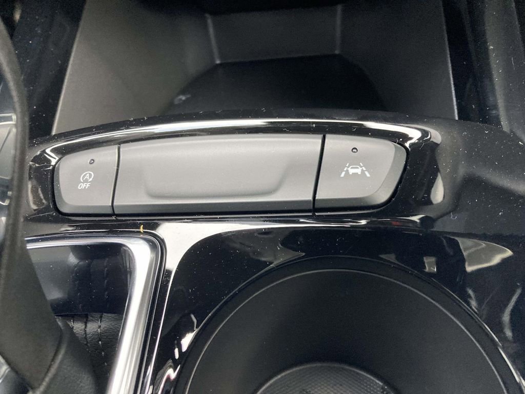 New 2026 Chevrolet Trax LT image 21