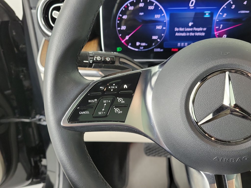 Used 2026 Mercedes-Benz GLC 300 image 22