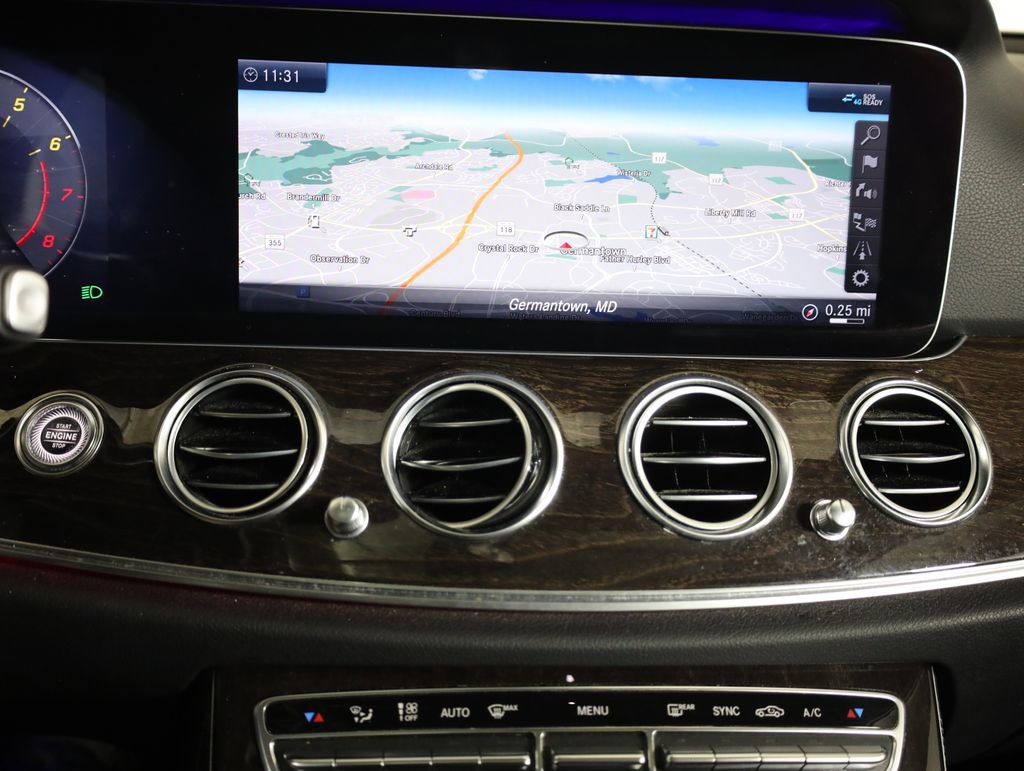 Certified 2019 Mercedes-Benz E 300 4MATIC image 23