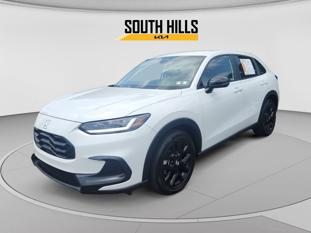 Used 2024 Honda HR-V Sport image 1