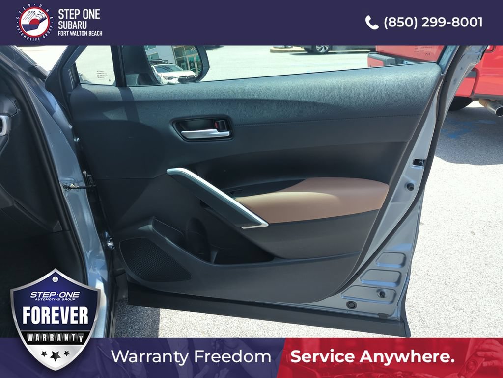 Used 2026 Toyota Corolla Cross XLE AWD/4WD image 32