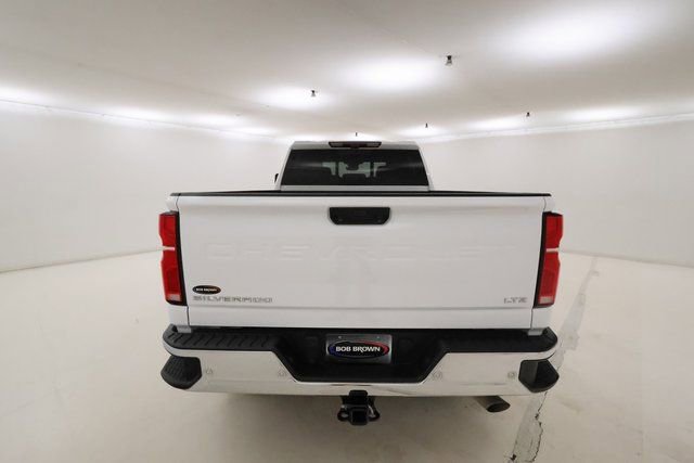 Used 2025 Chevrolet Silverado 2500 LTZ w/ LTZ Premium Package image 4
