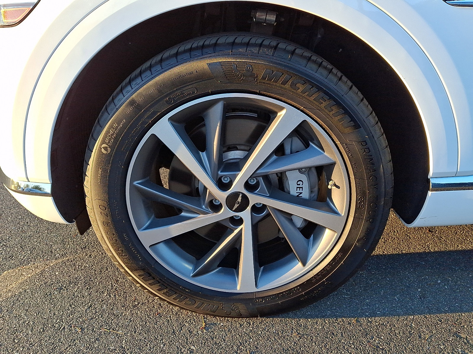 Certified 2025 Genesis GV80 2.5T Select image 8