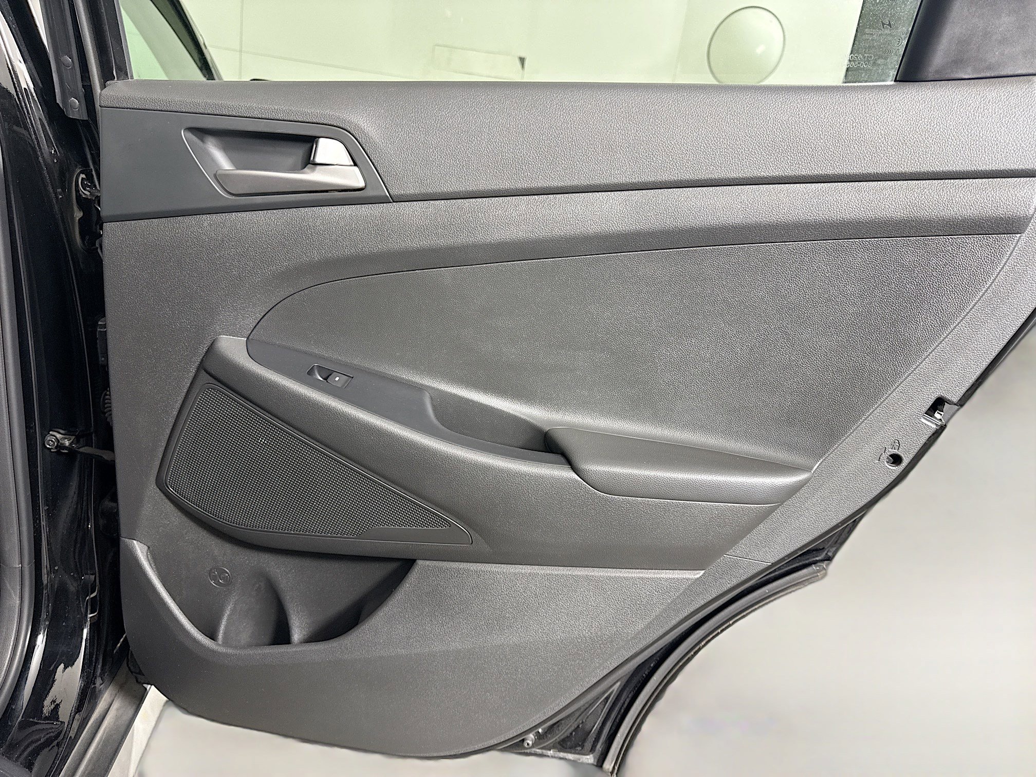 Used 2018 Hyundai Tucson Sport AWD/4WD image 28