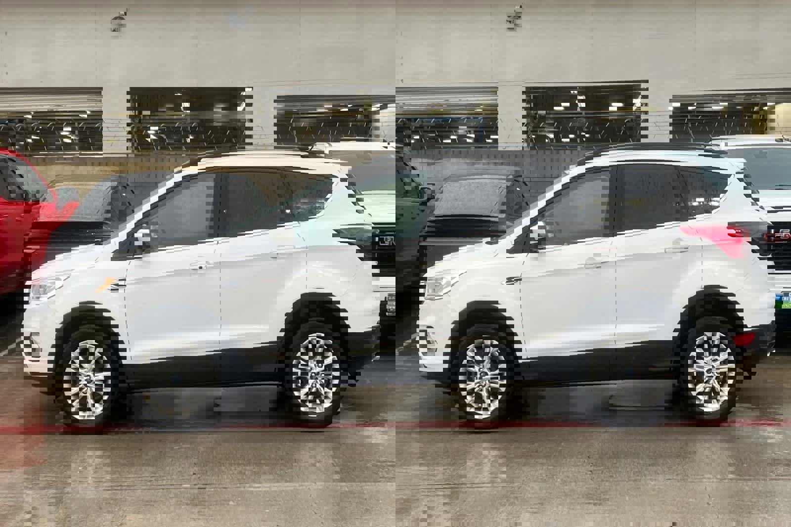 Used 2019 Ford Escape SEL image 6