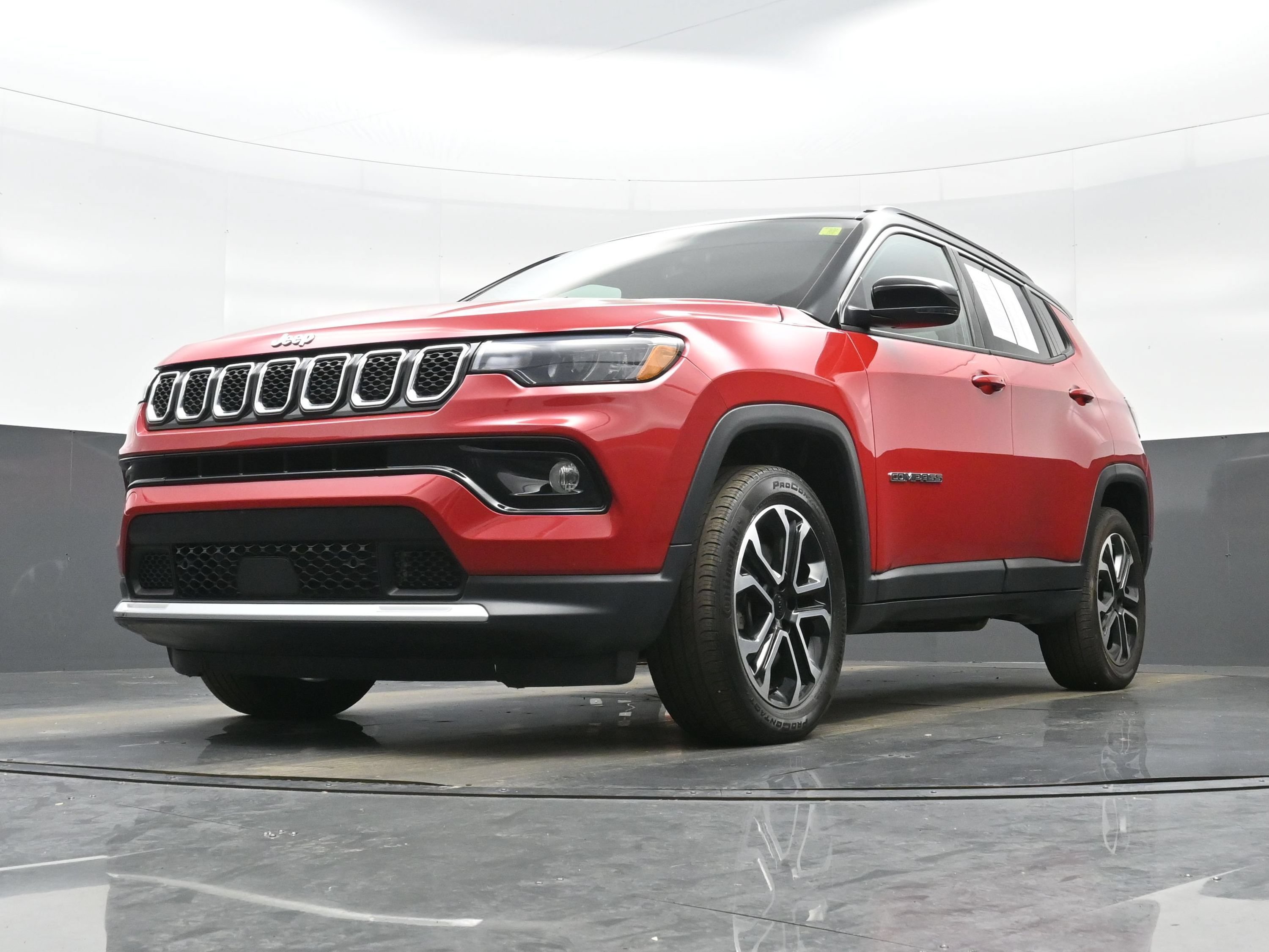 Used 2023 Jeep Compass Limited AWD/4WD image 28