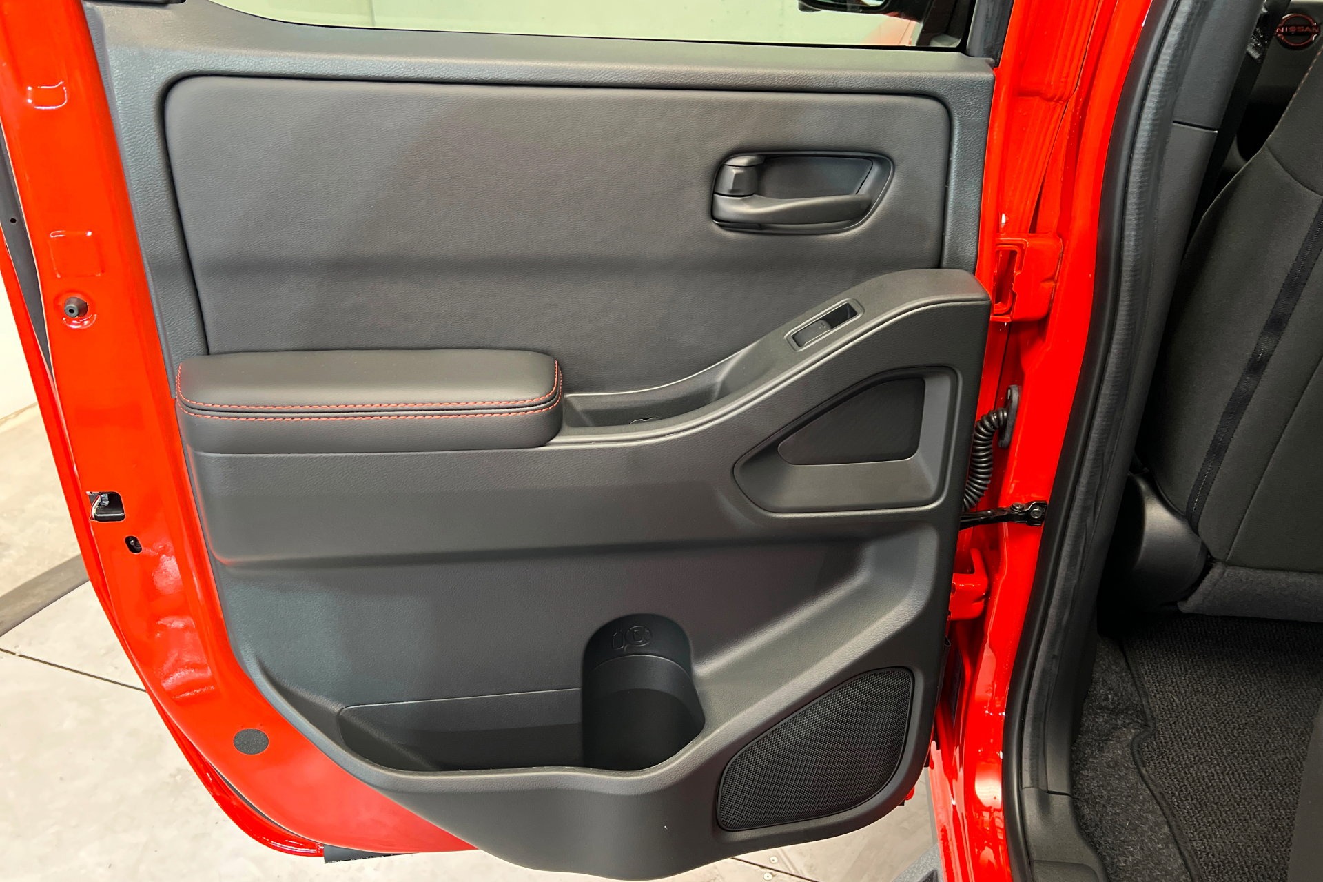 New 2026 Nissan Frontier PRO-4X w/ Pro-4x Convenience Package image 18