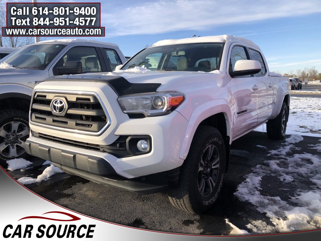 Used 2016 Toyota Tacoma SR5 image 1