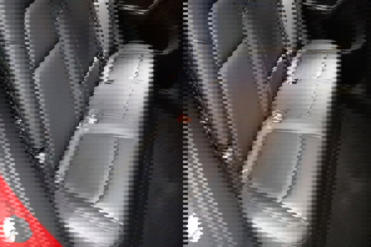 Used 2022 Tesla Model Y Long Range image 43