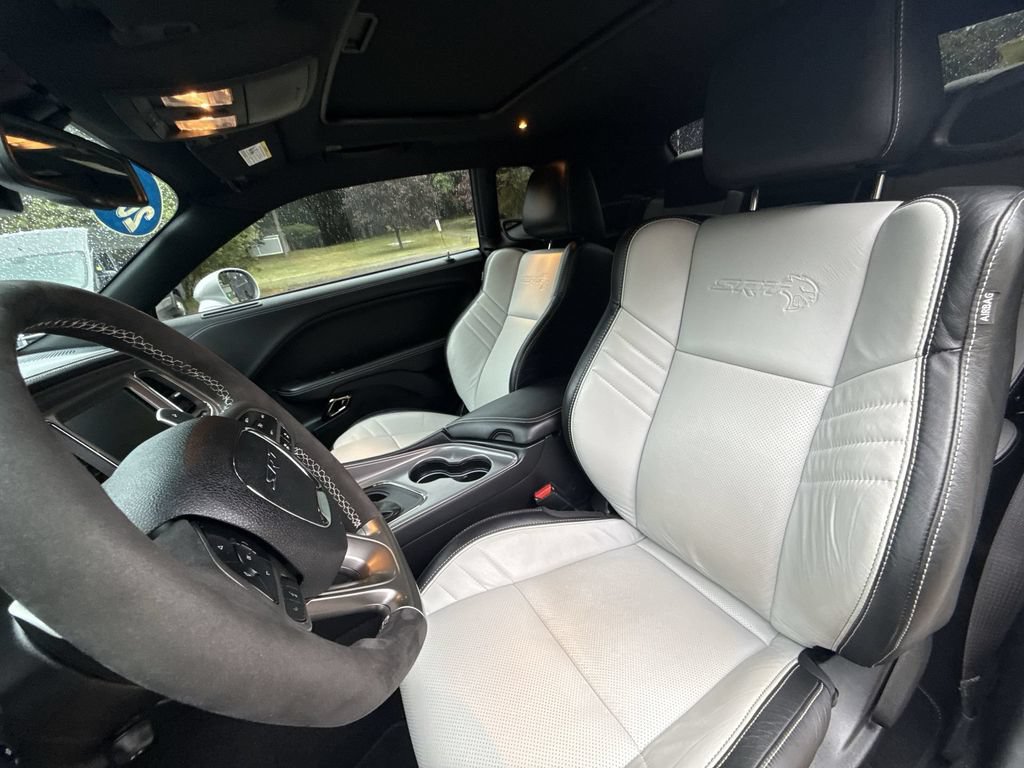 Used 2023 Dodge Challenger SRT Hellcat RWD image 11