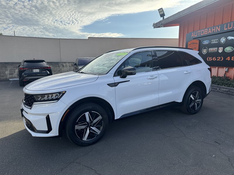 Used 2023 Kia Sorento S FWD image 7