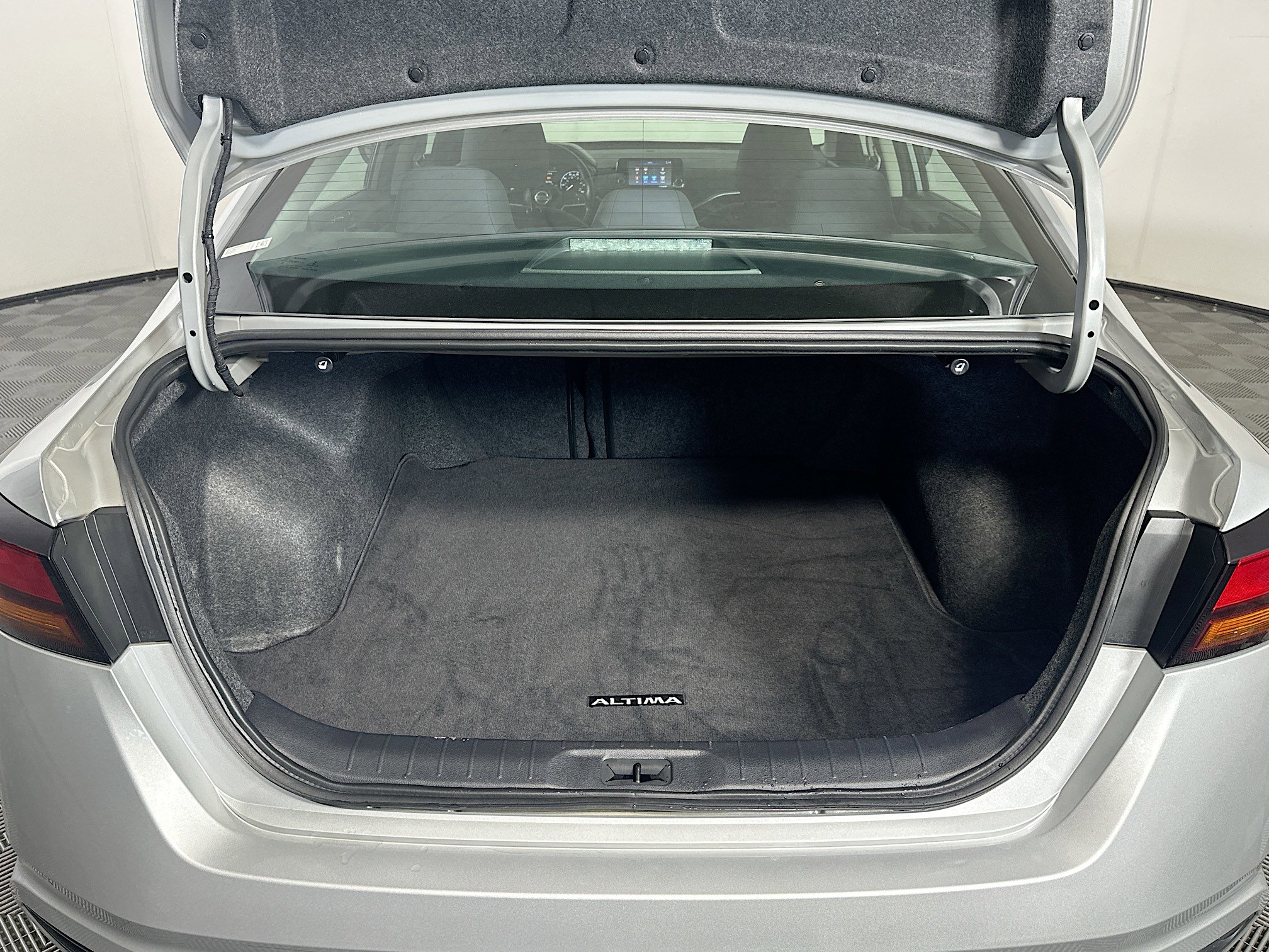 Used 2022 Nissan Altima 2.5 S image 27