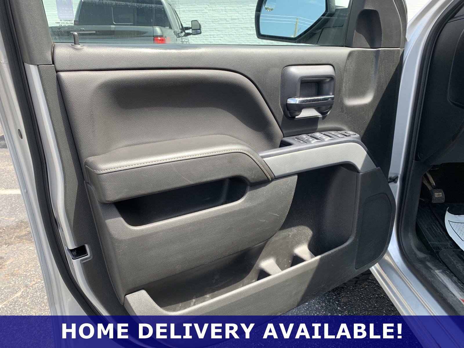 Used 2018 Chevrolet Silverado 1500 LT w/ All Star Edition image 27