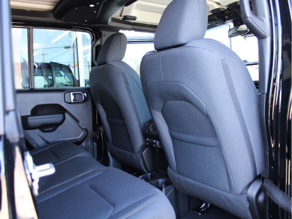 New 2026 Jeep Wrangler Willys AWD/4WD image 27