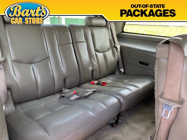 Used 2004 Cadillac Escalade AWD image 10