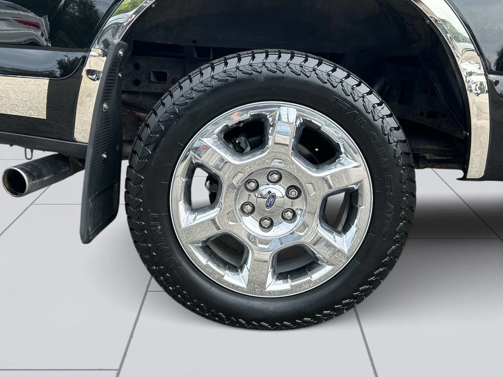 Used 2016 Ford F150 XLT w/ Equipment Group 302A Luxury AWD/4WD image 11
