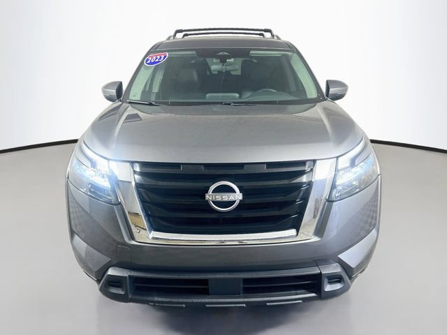 Used 2023 Nissan Pathfinder SV FWD image 3
