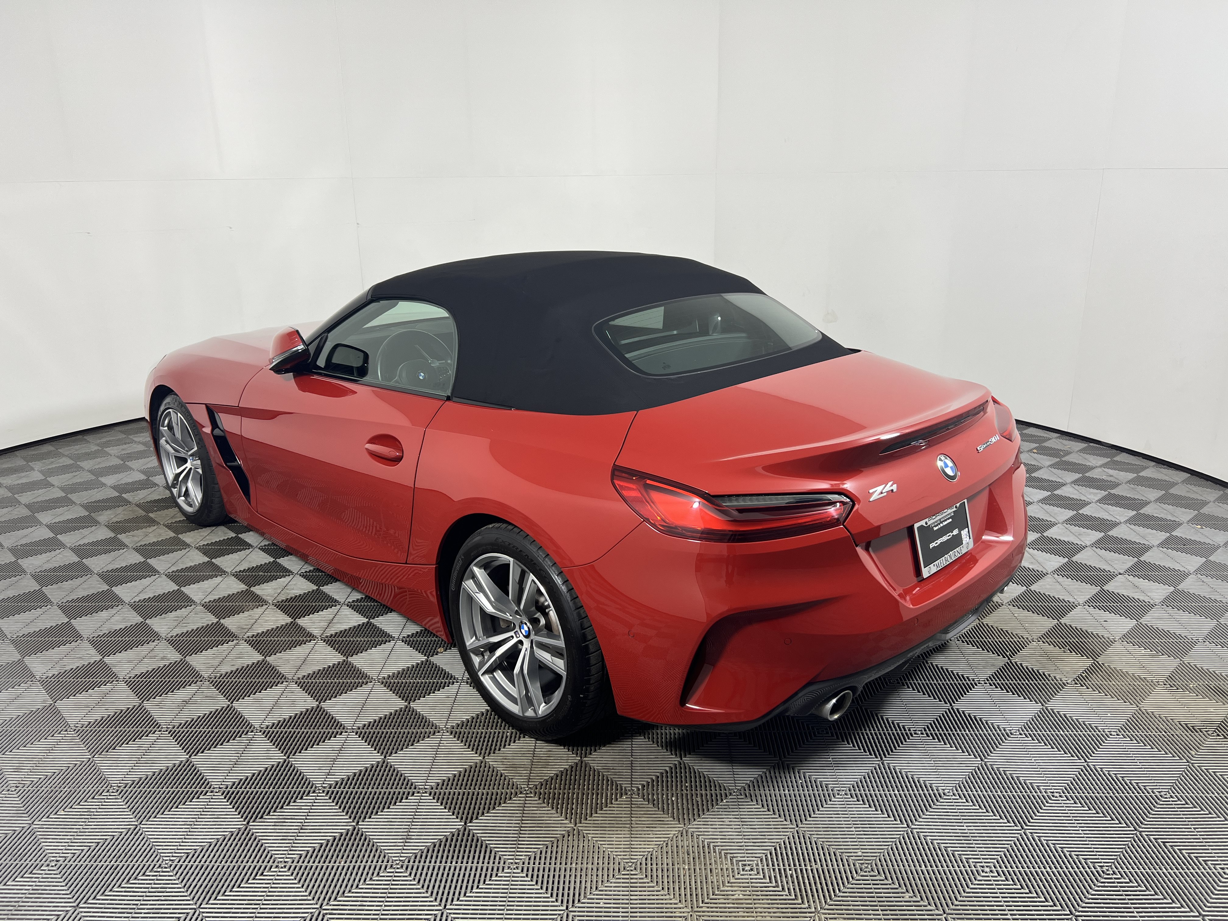 Used 2026 BMW Z4 sDrive30i RWD image 3