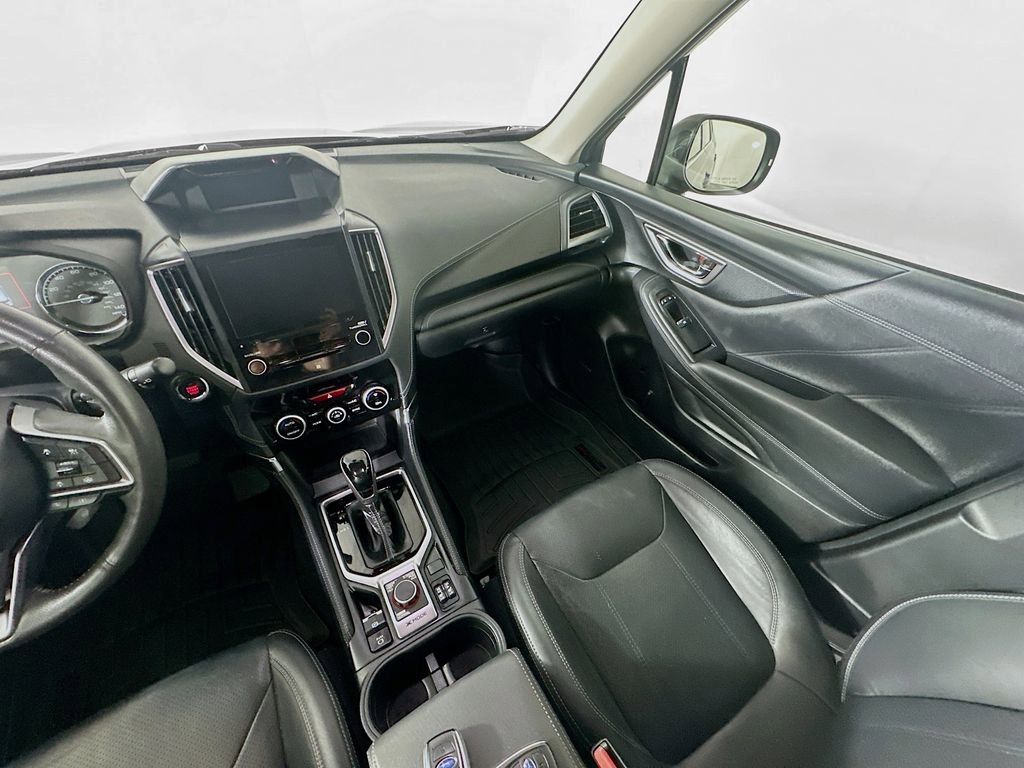 Used 2022 Subaru Forester Touring w/ Popular Package #2 image 11