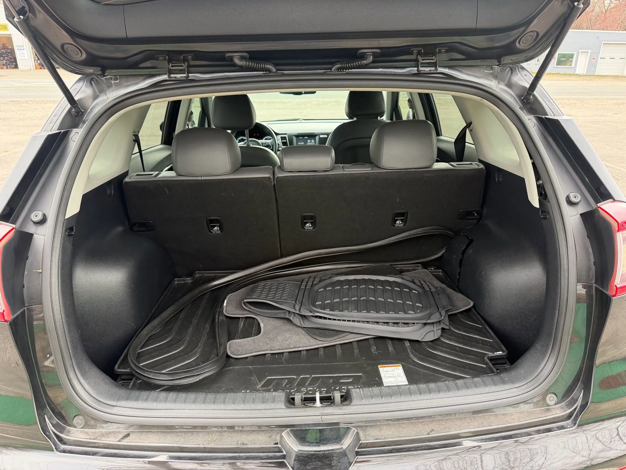 Used 2019 Kia Niro EX image 15