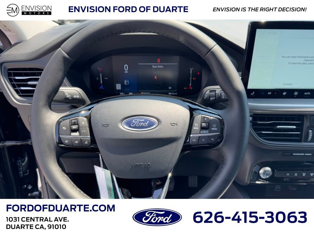 New 2025 Ford Escape SE image 23