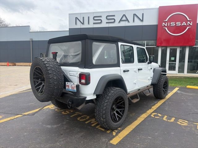 Used 2018 Jeep Wrangler Unlimited Sport image 2