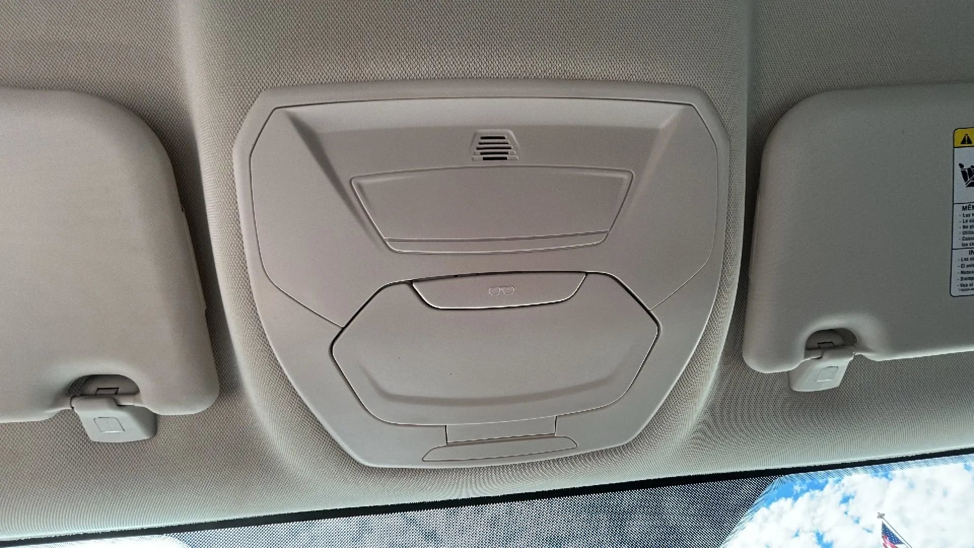 Used 2017 Ford C-MAX SE w/ Interior Protection Package FWD image 31