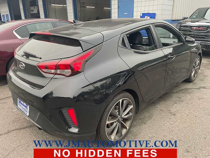 Used 2019 Hyundai Veloster 2.0 Premium FWD image 3
