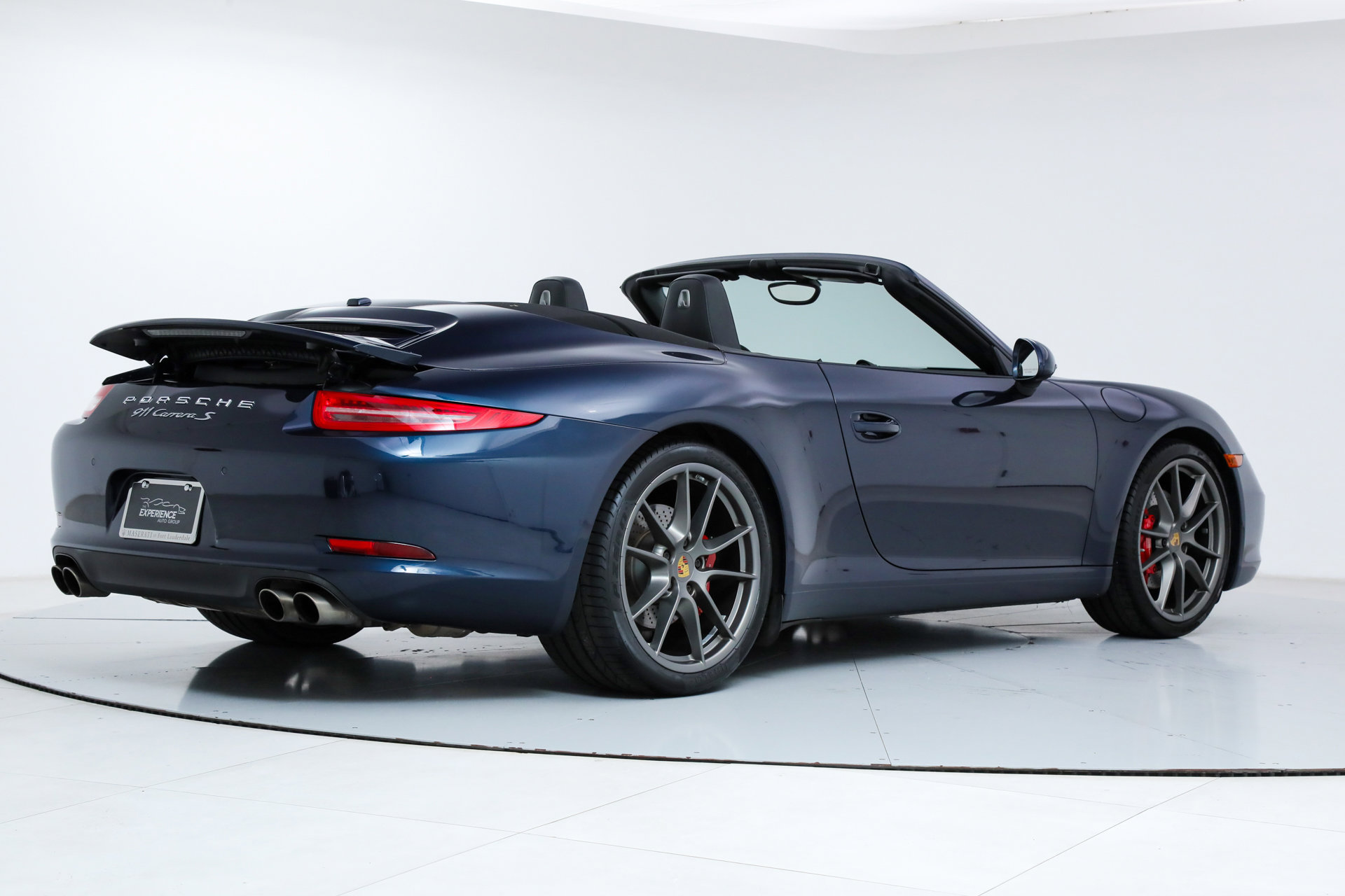 Used 2016 Porsche 911 Carrera S image 5