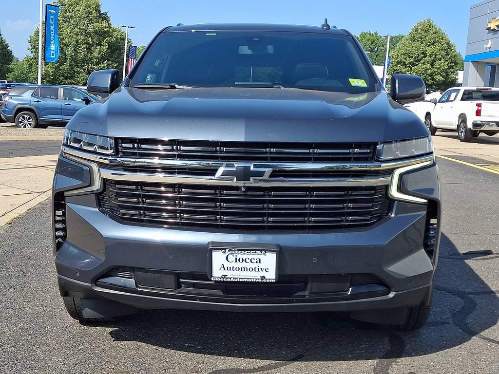 Used 2021 Chevrolet Suburban RST w/ Luxury Package AWD/4WD image 5