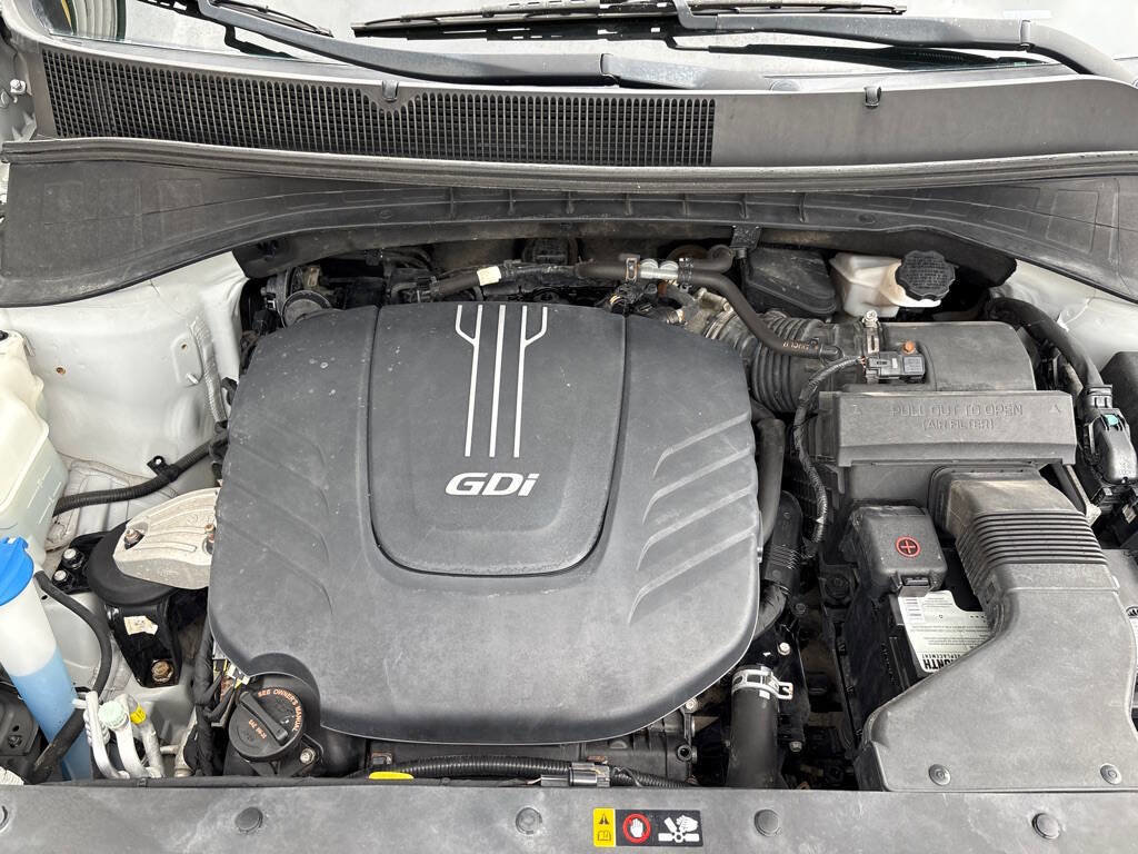 Used 2017 Kia Sorento AWD image 31
