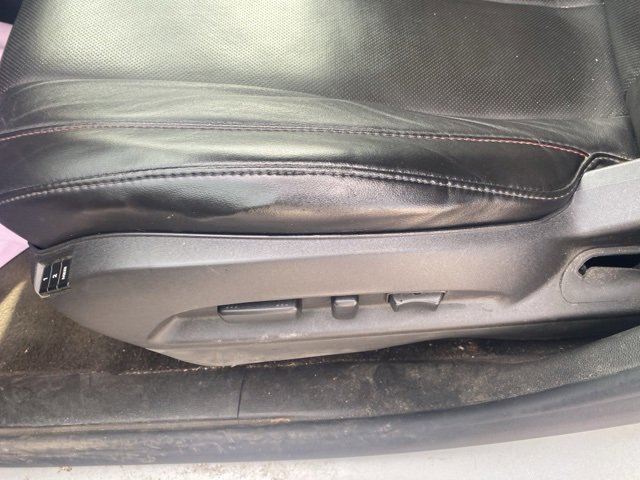 Used 2016 Chevrolet Equinox LTZ w/ Enhanced Convenience Package image 18